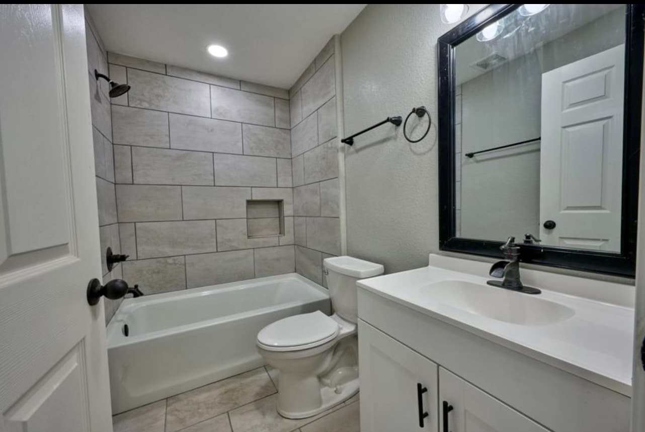 Complete Remodel – image 4